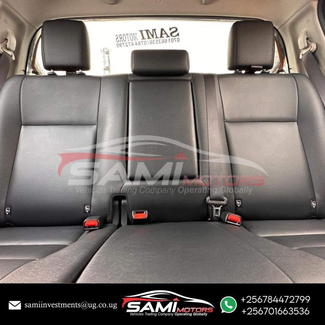 Toyota Hilux - 2021 - Image 8