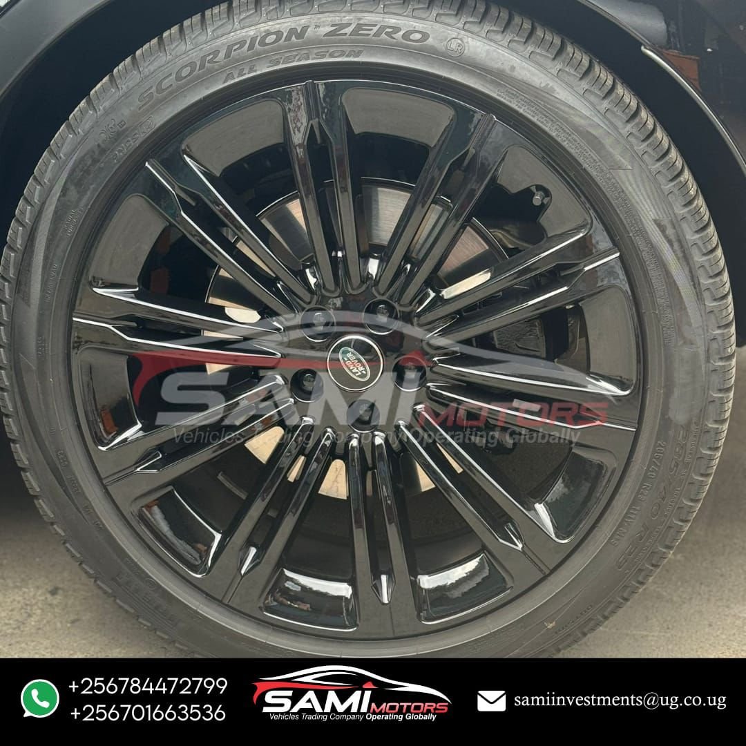 Range Rover Vogue - 2023 - Image 15
