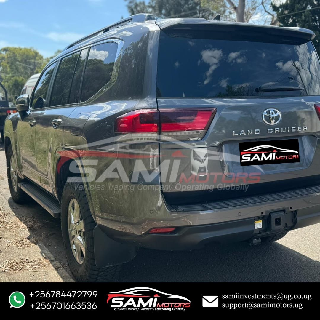 Toyota Land Cruiser Sahara ZX Full House - 2023 - Image 3