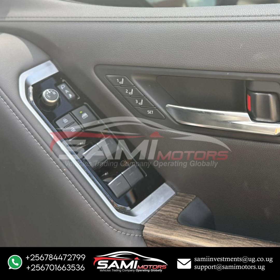 Toyota Land Cruiser Sahara ZX Full House - 2023 - Image 22