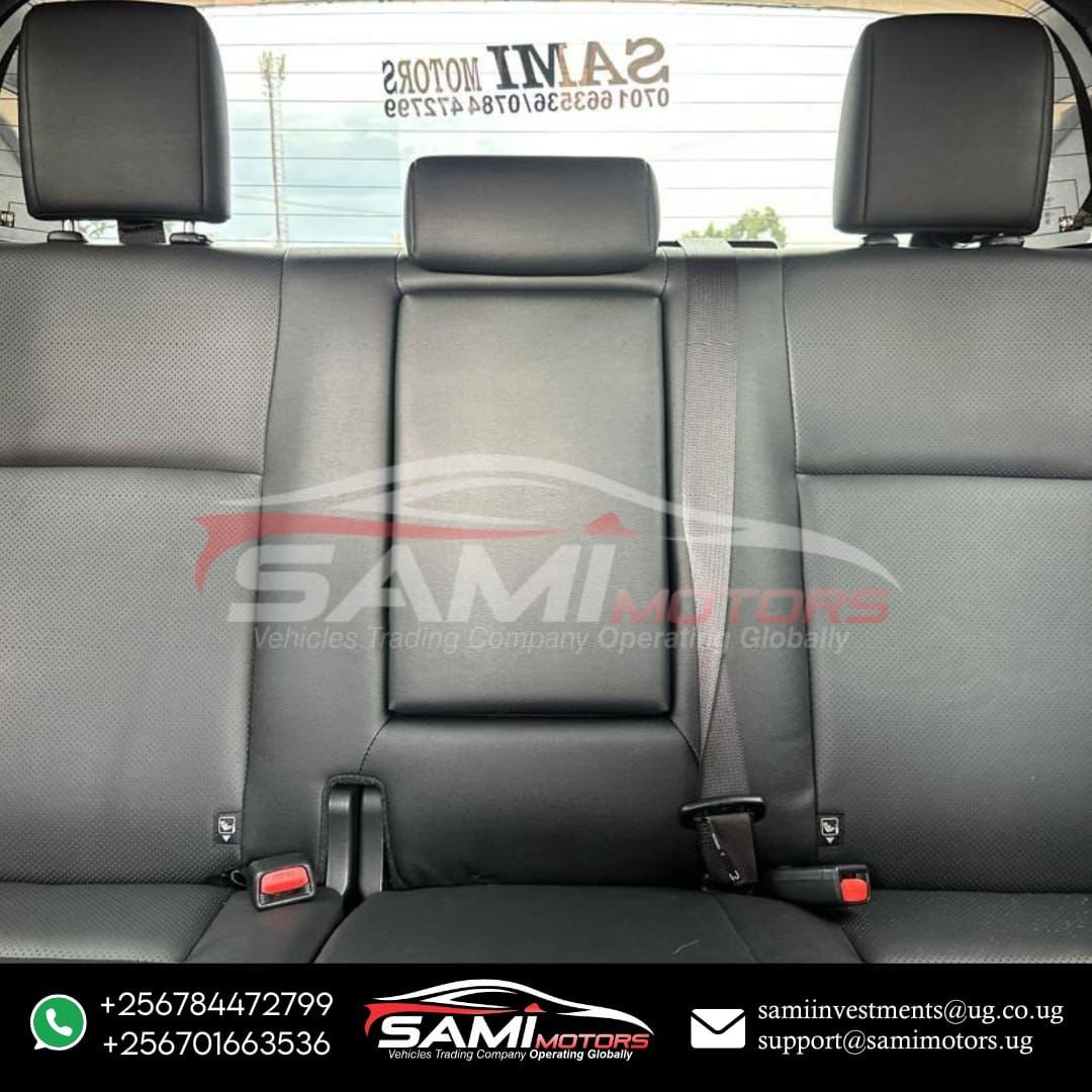 Toyota Hilux Rogue - 2023 (2) - Image 5