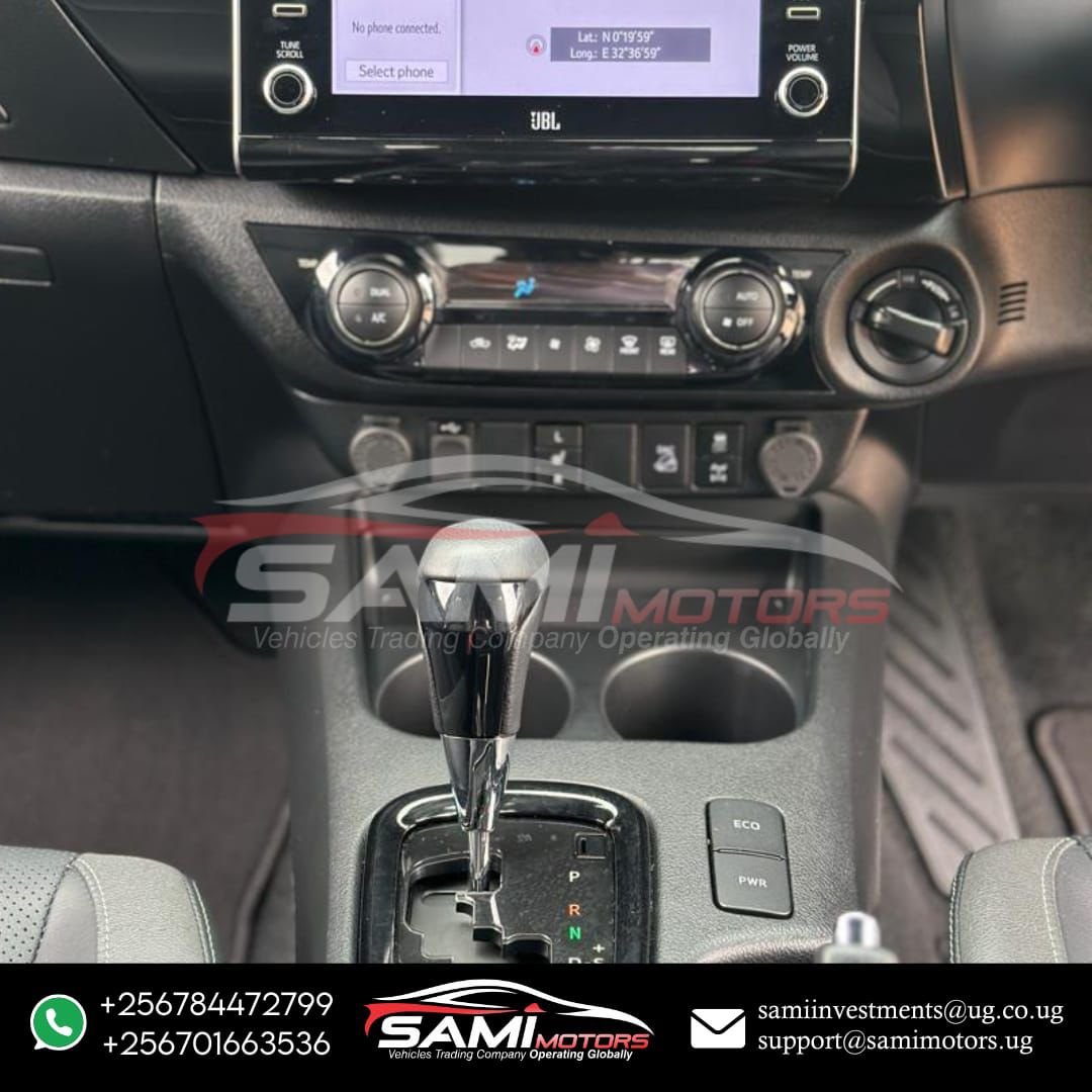 Toyota Hilux Rogue - 2023 (2) - Image 10