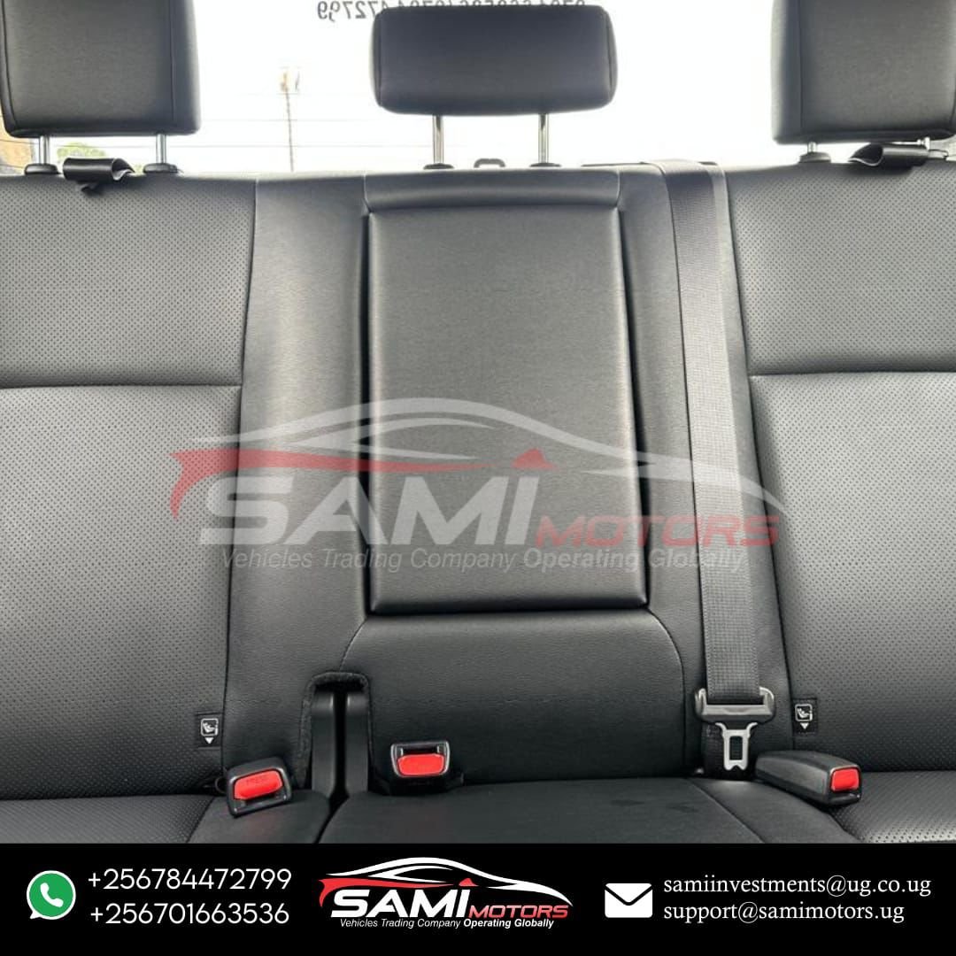 Toyota Hilux Rogue - 2023 (2) - Image 22