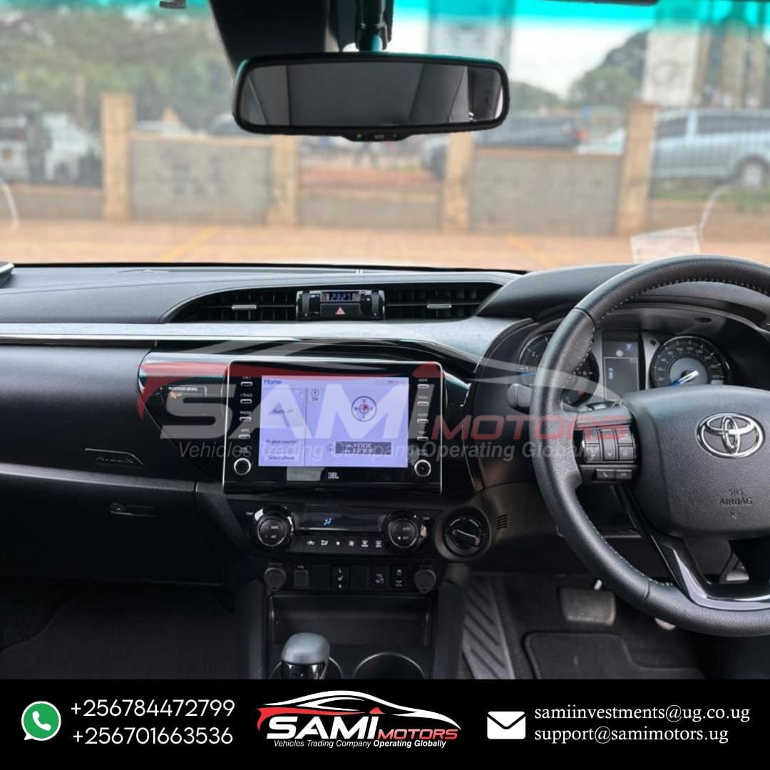 Toyota Hilux Rogue - 2023 (2) - Image 14