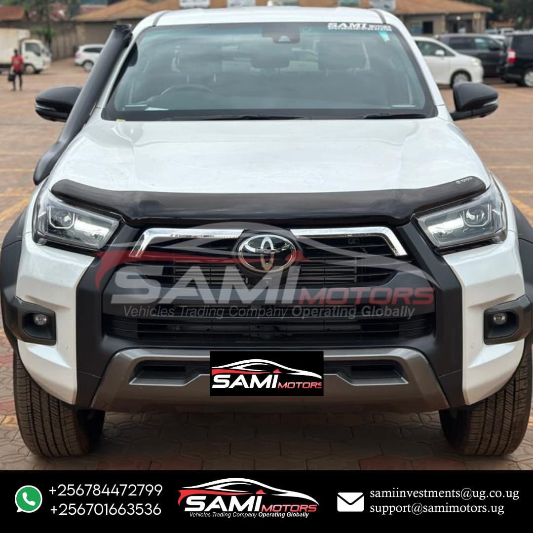 Toyota Hilux Rogue - 2023 (2) - Image 19