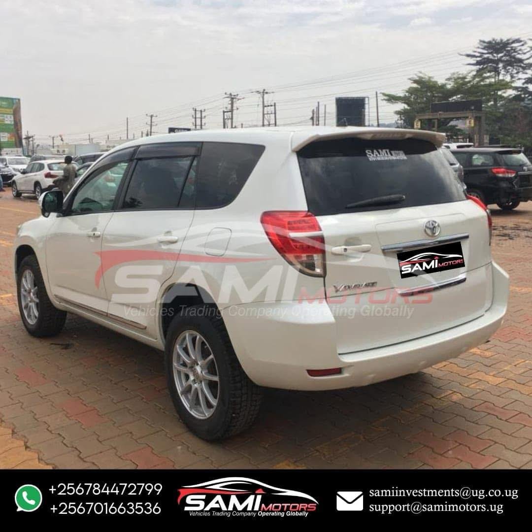 Toyota Vanguard - 2011 - Image 2