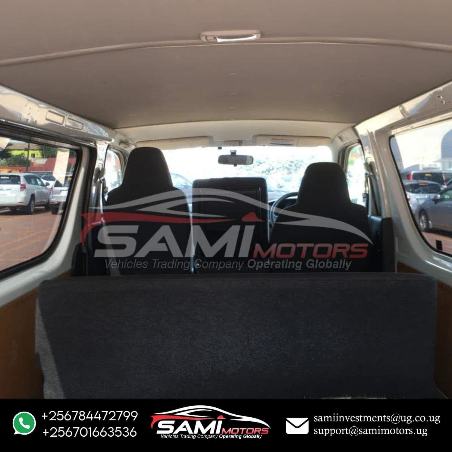 Toyota Hiace - 2012 - Image 6